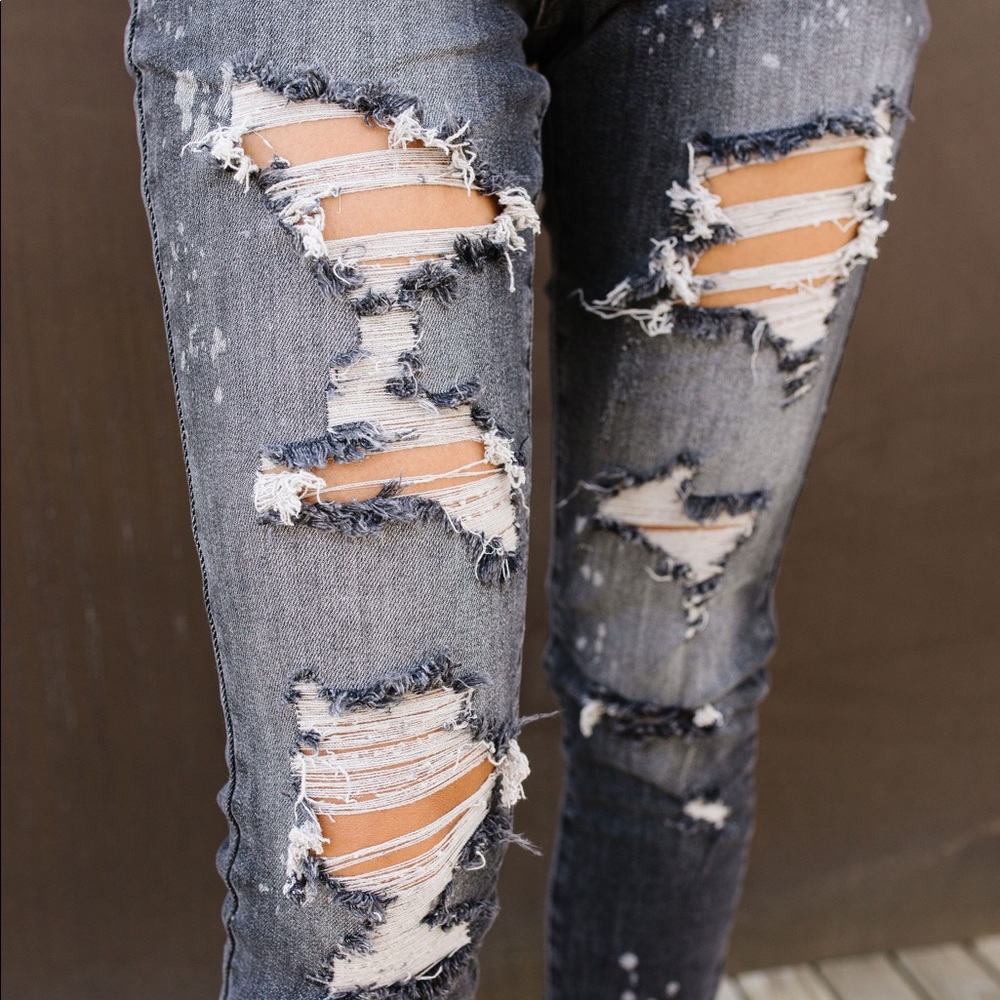Judy Blue Dark Gray Boyfriend Jeans - Picture 7 of 8